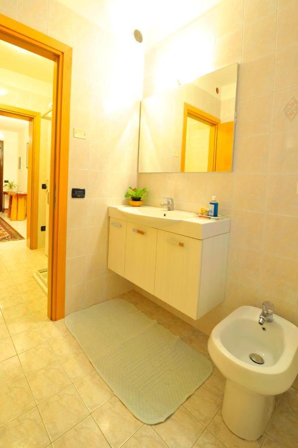 Bed And Breakfast La Sosta 폰테 산 니콜로 객실 사진