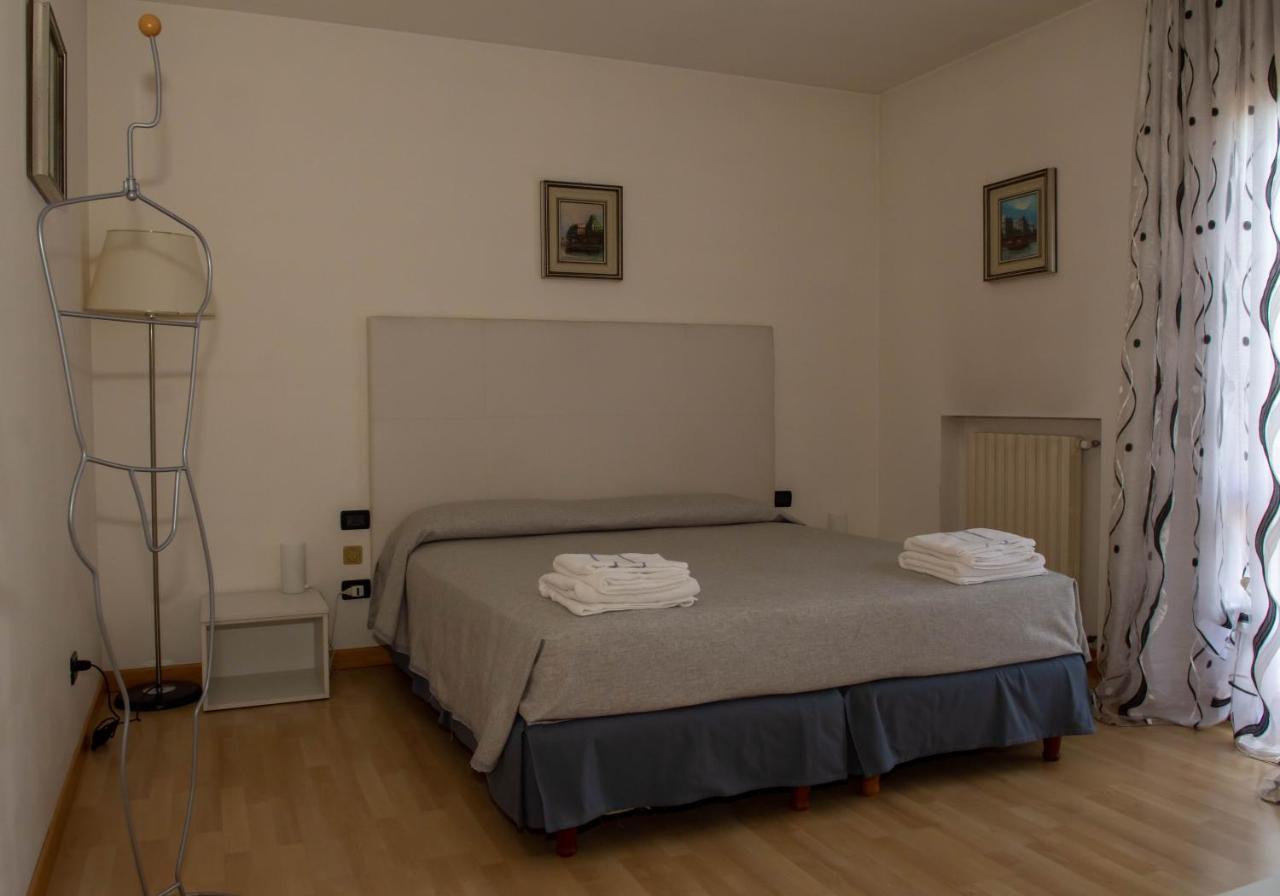 Bed And Breakfast La Sosta 폰테 산 니콜로 외부 사진