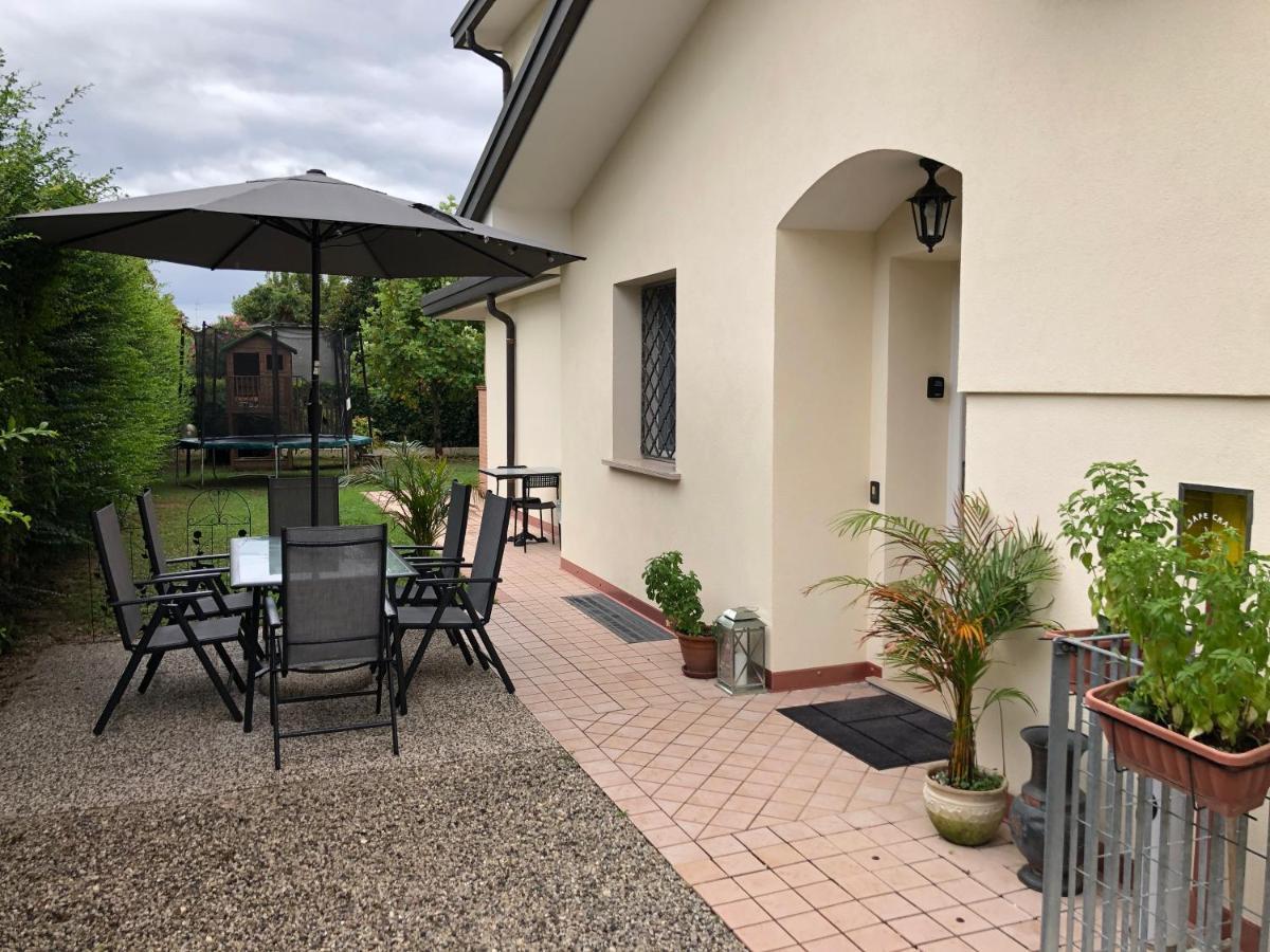 Bed And Breakfast La Sosta 폰테 산 니콜로 외부 사진